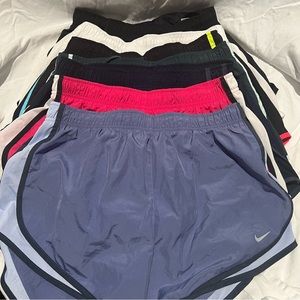 Women’s Nike Tempo Short Bundle Large